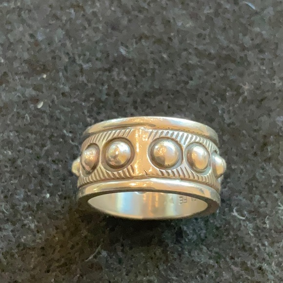 Cody Sanderson Native American ring - Picture 4 of 10